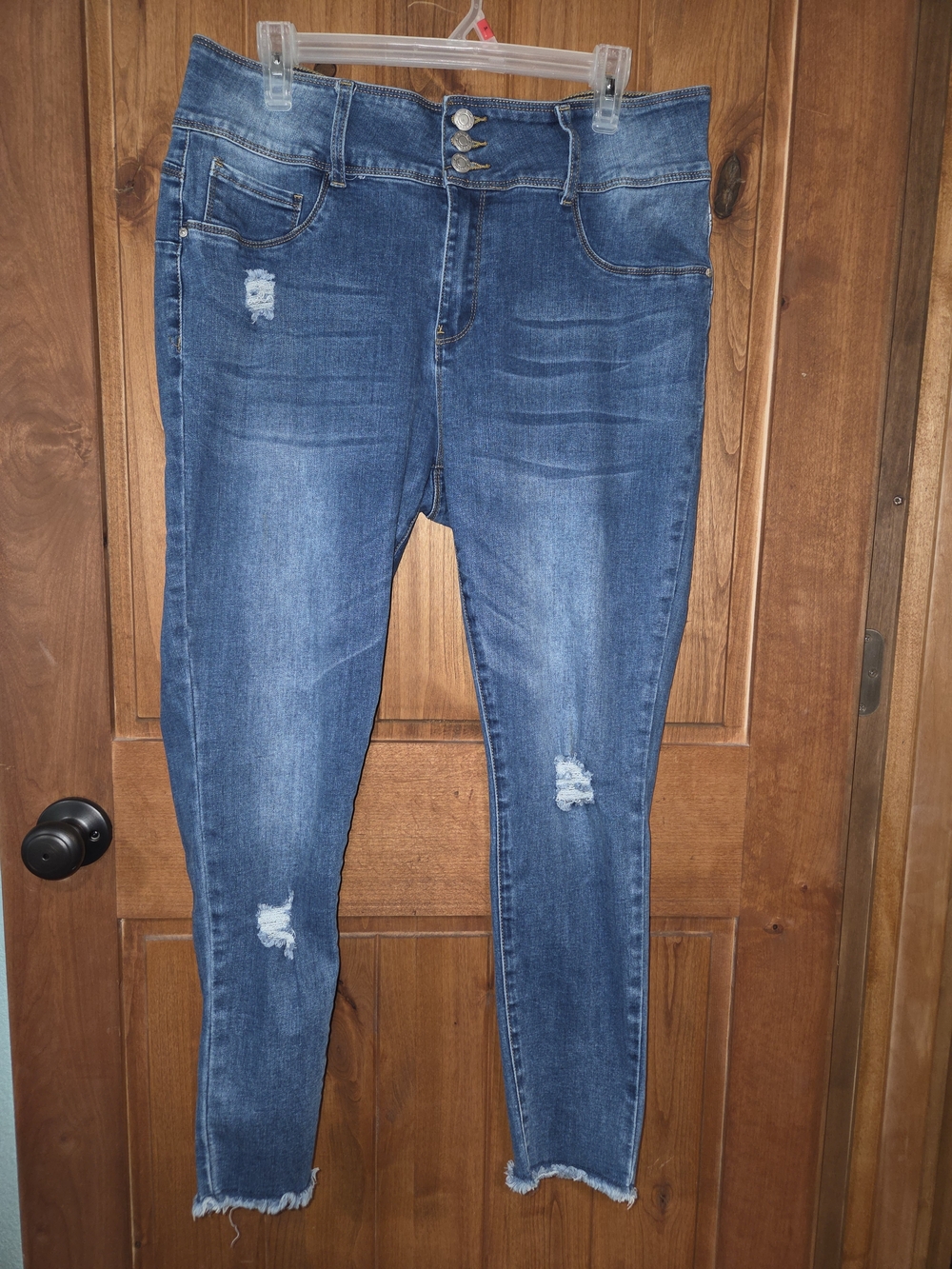 High-Rise Distressed Ankle Jeans in Medium Blue